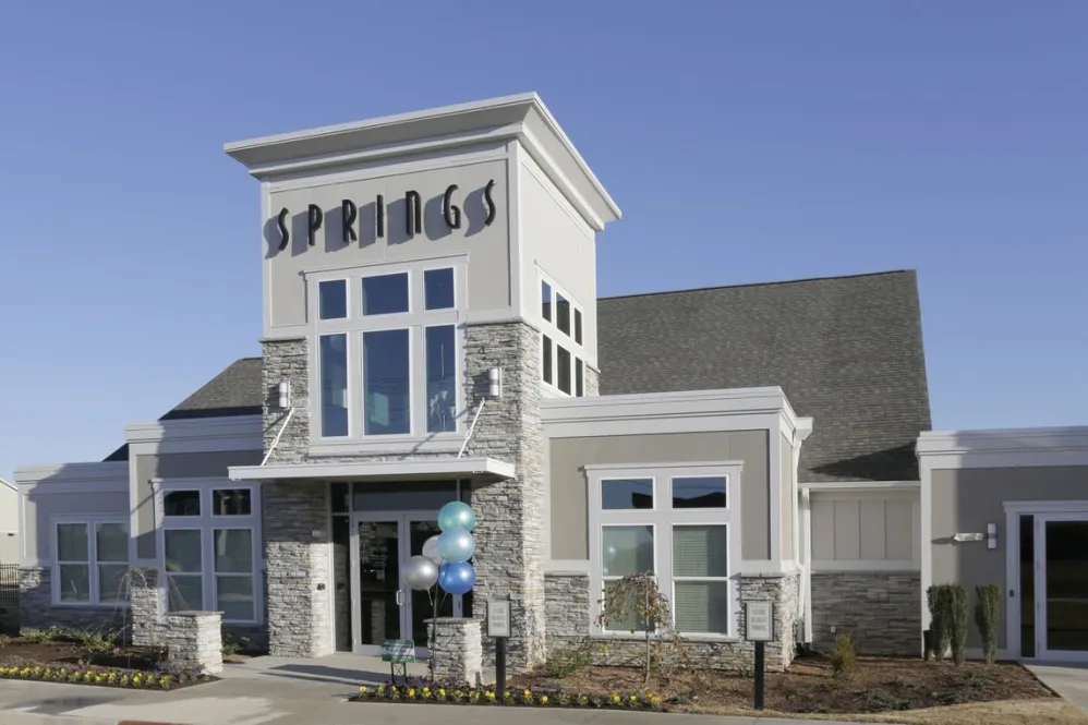 Greenville, SC Apartments & Townhomes Springs at Laurens Road